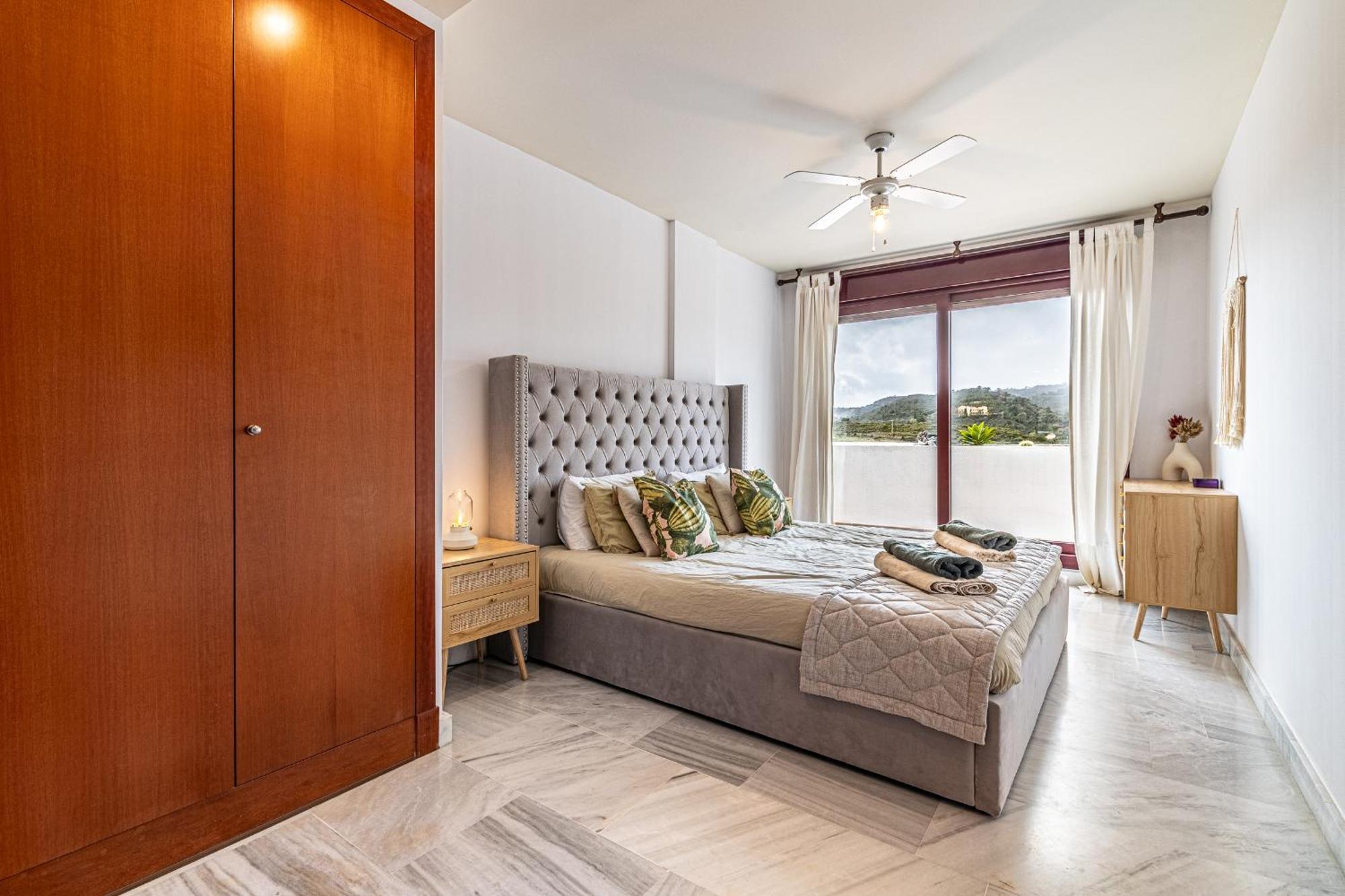Rentitspain Charming Apartment: Parque Botanico Resort & Country Club Estepona Exterior photo